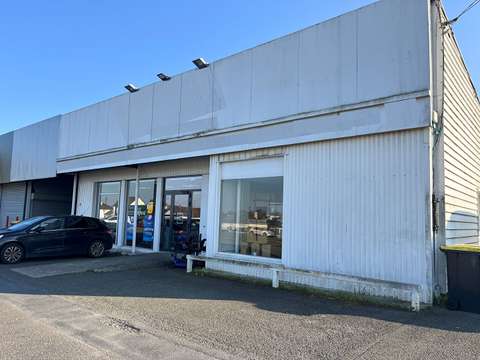 Bureaux et commerces Laval 53