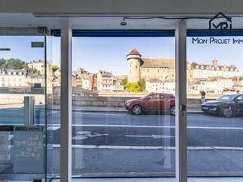 Bureaux et commerces 4 pièces