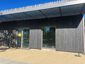 Location Bureaux et commerces 120 m&sup2;Laval
