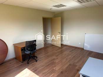 Bureaux et commerces 5 pièces Bureaux et commerces 5 pièces