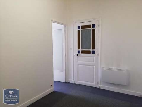 Bureaux et commerces 4 pièces