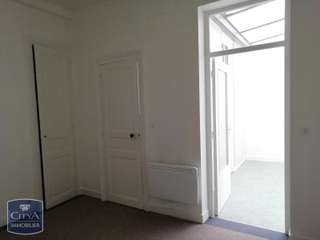Bureaux et commerces 4 pièces