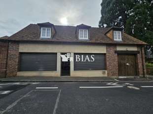Photo Bureaux et commerces Le Neubourg
