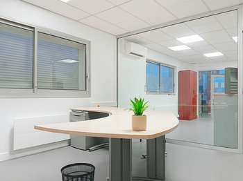 Photo Bureaux et commerces Le Poiré-sur-Vie