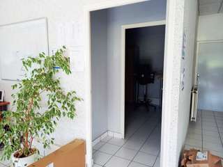 Bureaux et commerces 2 pièces