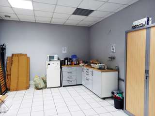 Bureaux et commerces 2 pièces