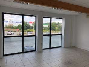 Location Bureaux et commerces 120 m&sup2;Les Herbiers