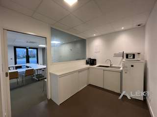 Bureaux et commerces 4 pièces