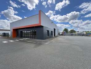 Location Bureaux et commerces 476 m&sup2;Les Ponts-de-Cé