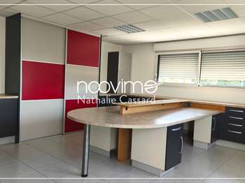 Photo Bureaux et commerces Les Touches