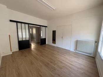 Location Bureaux et commerces 60 m&sup2;Lisieux