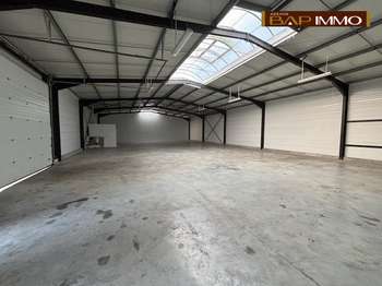 Location Bureaux et commerces 666 m&sup2;Lisieux