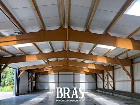 Bureaux et commerces Locmariaquer 56