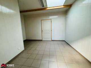 Bureaux et commerces 7 pièces