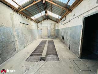 Bureaux et commerces 7 pièces