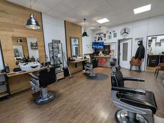 Bureaux et commerces 4 pièces