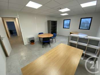 Photo Bureaux et commerces Malville