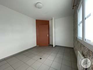 Bureaux et commerces 3 pièces