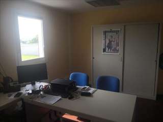 Bureaux et commerces 5 pièces