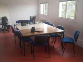 Bureaux et commerces 5 pièces