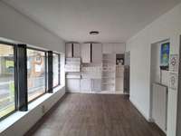 Bureaux et commerces 4 pièces