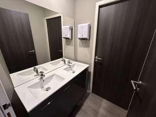 Bureaux et commerces