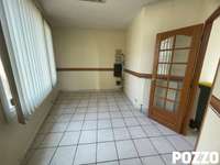 Bureaux et commerces 4 pièces
