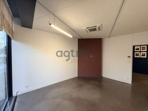 Bureaux et commerces Montaigu 85