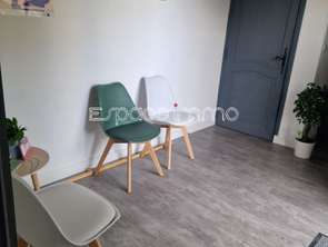 Location Bureaux et commerces 13 m&sup2;Montville