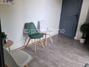 Photo Bureaux et commerces Montville