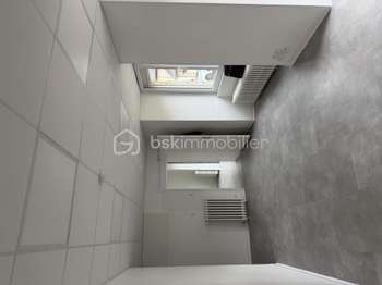 Location Bureaux et commerces 82 m&sup2;Mouazé