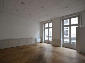 Location Bureaux et commerces 85 m&sup2;Nantes