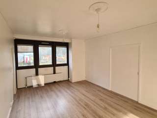 Bureaux et commerces 7 pièces