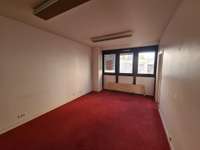 Bureaux et commerces 7 pièces
