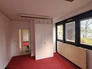 Bureaux et commerces 7 pièces