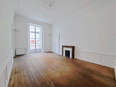 Bureaux et commerces 1 pièce