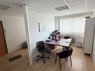 Bureaux et commerces Bureaux et commerces