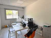 Bureaux et commerces 2 pièces