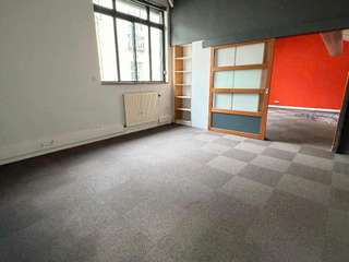Bureaux et commerces 5 pièces Bureaux et commerces 5 pièces