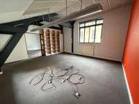 Bureaux et commerces 5 pièces
