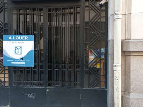 Bureaux et commerces 1 pièce
