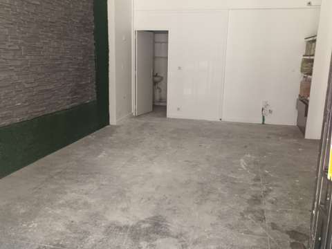 Bureaux et commerces 1 pièce