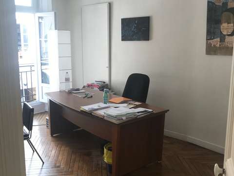 Bureaux et commerces 7 pièces