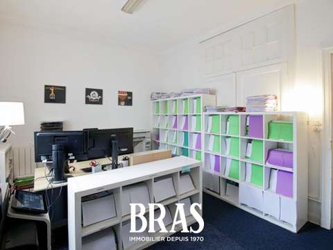 Bureaux et commerces 5 pièces