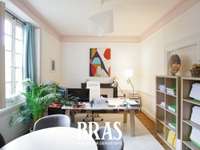 Bureaux et commerces 5 pièces