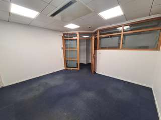 Bureaux et commerces 6 pièces