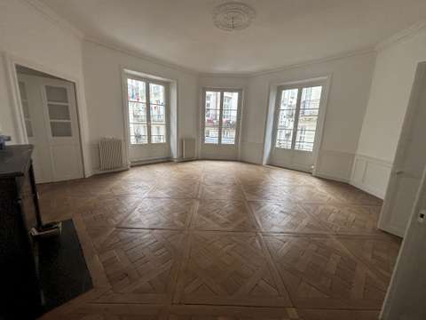Bureaux et commerces Nantes Centre Ville 44
