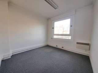 Bureaux et commerces 5 pièces