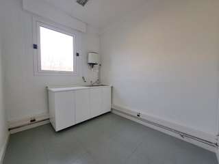 Bureaux et commerces 5 pièces