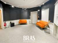 Bureaux et commerces 6 pièces